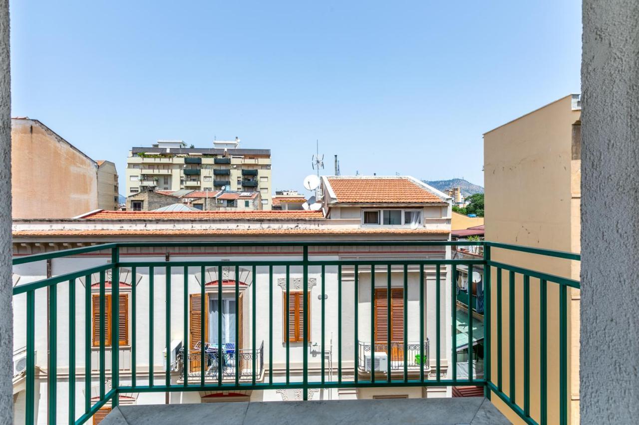 Villa Malfitano & Stazione Lolli Cozy Apartment Palermo Eksteriør bilde